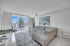 The Club - 1200 Brickell Bay Drive